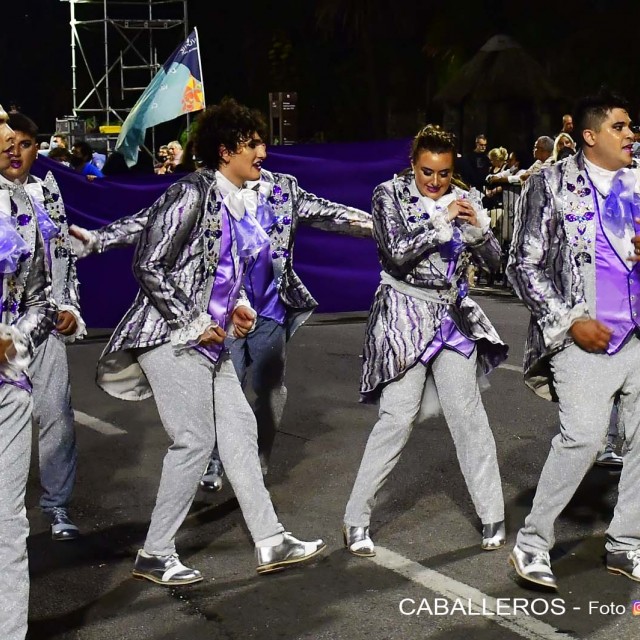 desfile 156